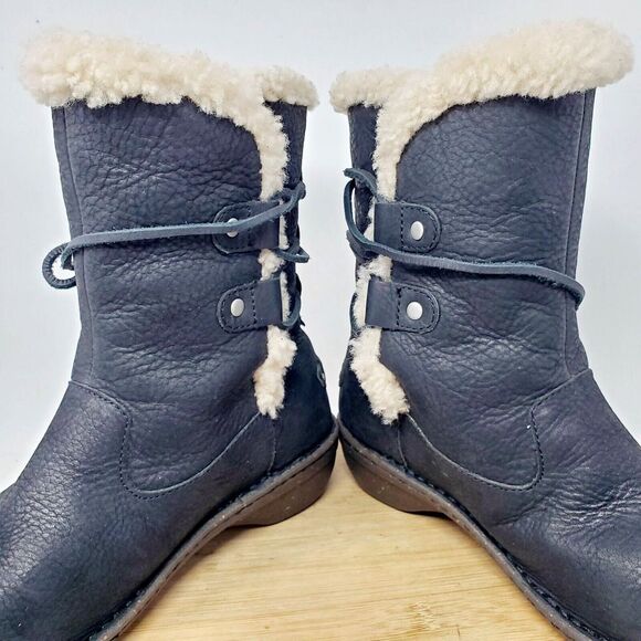 UGG Akadia Boots Women 9 Black Nubuck‎ Leather Shearling Wrap Tie Winter Shoes - Picture 6 of 13